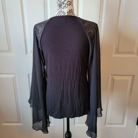Classy black top with shear sleeves - Picture 3 of 6